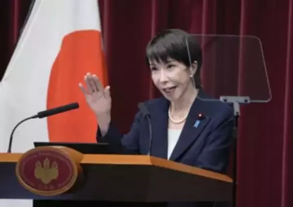 首相、国旗損壊罪に重ねて意欲　「日本の名誉守る」