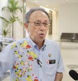 「米軍の那覇空港使用に難色　沖縄知事が視察」の画像1