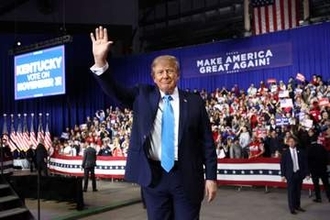 共和党勝てば巨額投資　トランプ氏、地元反発