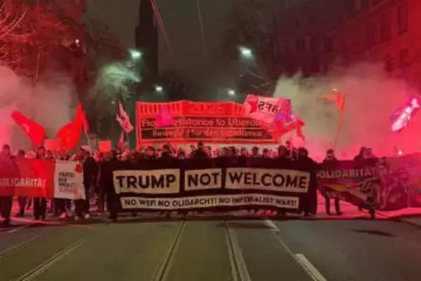 スイスで「反ダボス会議」デモ　最大都市チューリヒ、一部暴徒化