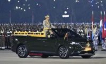 スーチー氏「恩赦」で減刑　ミャンマー、政変前の大統領釈放