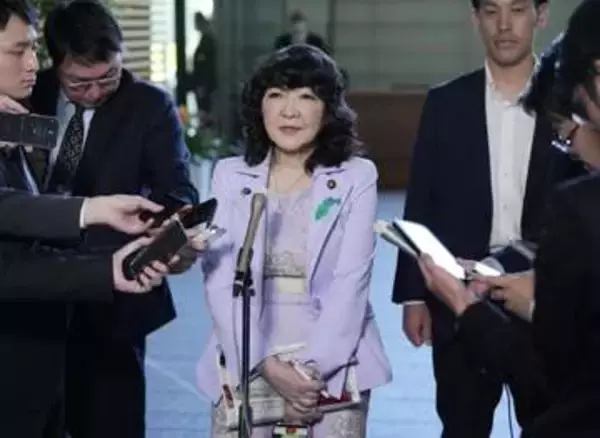 市場は大型連休中の急変を警戒　原油が揺さぶる円相場