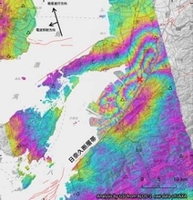 震央周辺で最大50センチ変動　だいち2号で観測、国土地理院