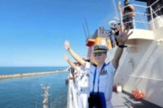 しらせ、フリマントル入港　南極観測、一部隊員帰国へ