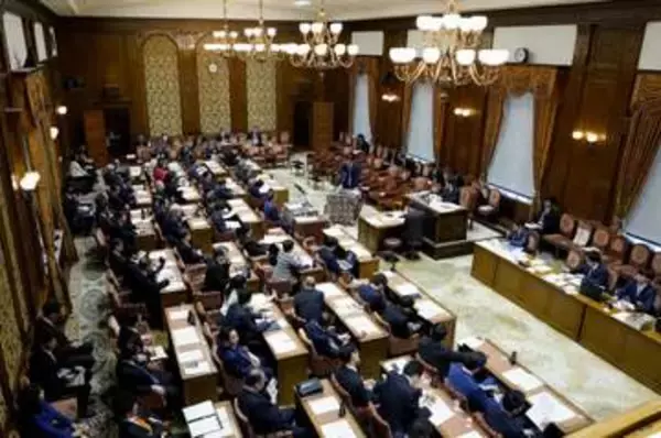 情報会議、23日衆院通過　中道国民賛成、成立公算大