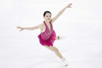 青木SP首位、中井は3位　フィギュアGP仏大会開幕