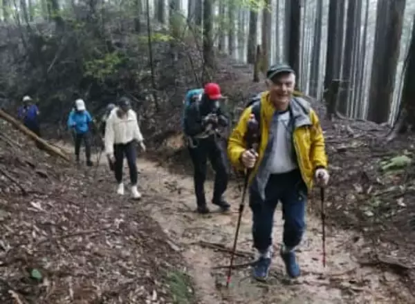 熊野の魅力、米国から移住し英語で案内　日本人ガイドの養成にも尽力