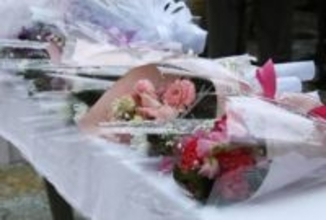 受験生死亡事故1年で追悼、福島　「娘の死を無駄にしないで」