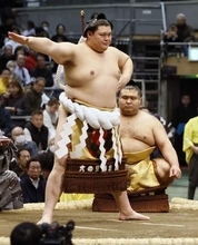 大の里がパリ公演参加へ　夏場所全休、回復は順調