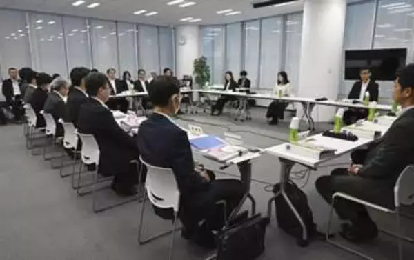 最低賃金20府県で目安超え　33都道府県、中間集計