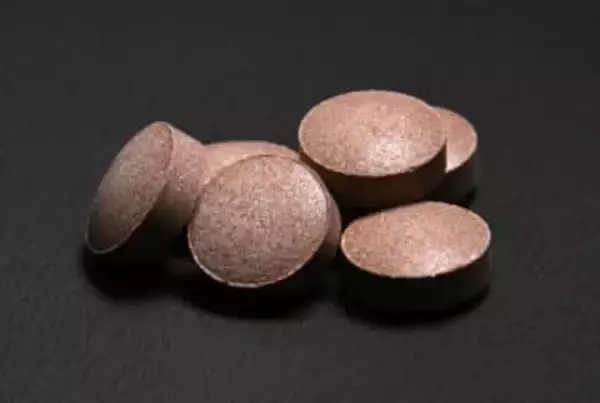 紅こうじサプリ、腎障害を実証　「プベルル酸」でマウス細胞死