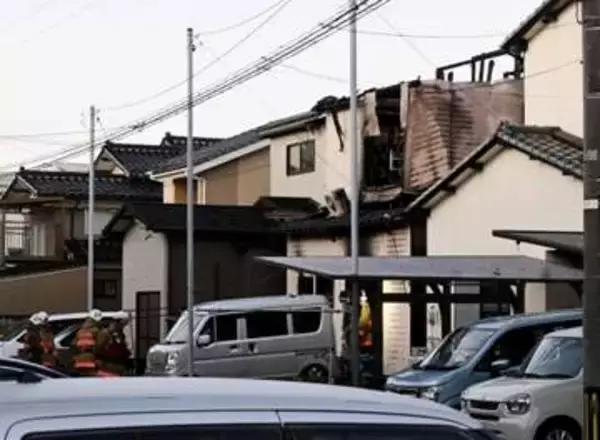 金沢で住宅火災、2人死亡　他に高齢男性1人搬送
