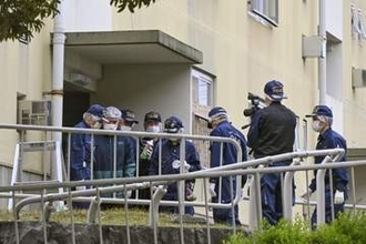 殺人と断定、死亡2人は母と娘　首に刺し傷、大阪府警捜査本部