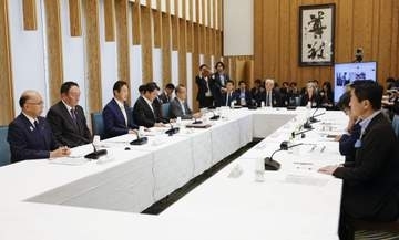 政府、投資誘引で産業集積へ計画　半導体や宇宙、全国10ブロック