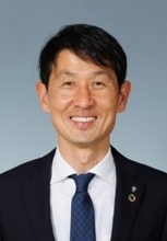 J1福岡、金明輝監督と契約解除　コンプライアンスに抵触