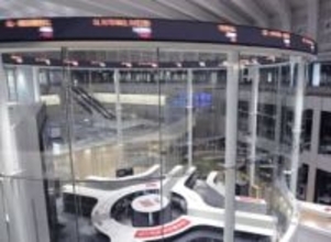 東証続落、終値は667円安　値動き荒く半導体株下押し