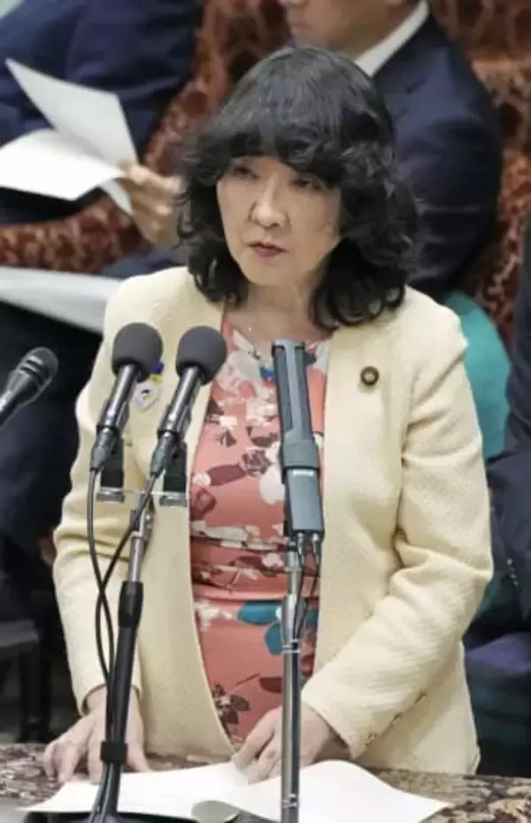 予算3月成立へ財務相が協力要請　中道・近藤氏「本当に強引だ」