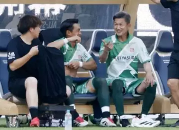 三浦カズ、W杯日本代表にエール　オールスター戦プレーで盛り上げ