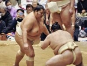 大関琴桜「勉強、反省の一年」　冬巡業、来年へ奮起期す