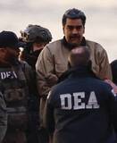 「マドゥロ氏、NY連邦地裁に到着　麻薬密輸罪などで初出廷へ」の画像1