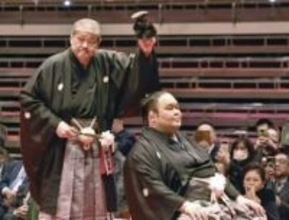 元幕内の水戸龍が断髪式　「第二の人生も踏ん張る」