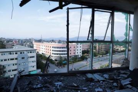 エチオピア軍、北部州都を掌握　反政府勢力は撤退表明
