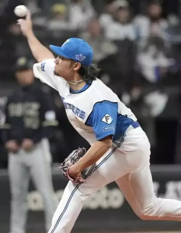 日12―3オ（3日）　伊藤が今季初勝利