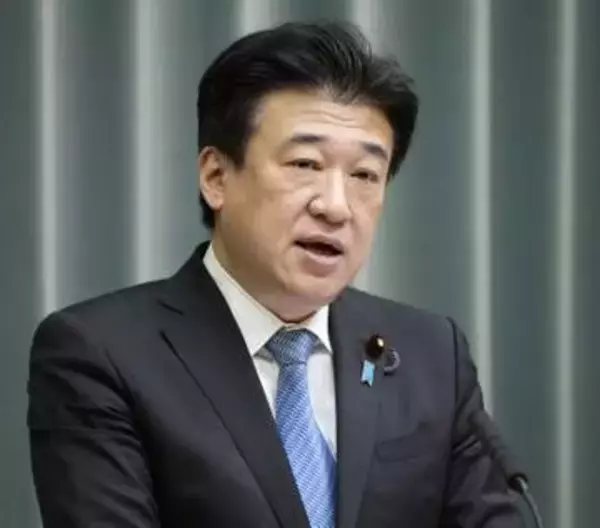 記者と領事面会実現せず「遺憾」　官房長官、ロシアが拘束