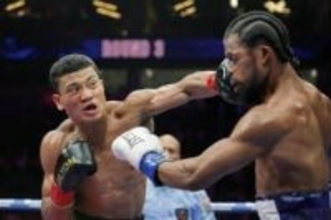 ボクシング平岡は判定負け　WBAスーパーライト級