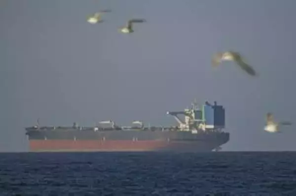 ホルムズ海峡で機雷、行方不明か　米紙報道、イラン無計画に敷設