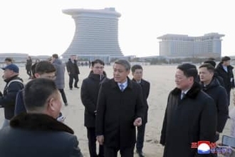 中国大使が北朝鮮観光施設を訪問　旅行客受け入れ再開が焦点