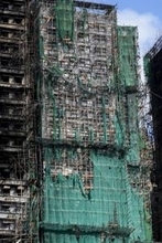 香港火災、前兆見過ごし「人災」　当局、不備警告も改善見られず