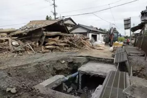 熊本地震、家屋被害2万棟超える　6千人避難