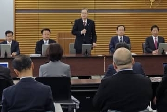 献金規制を軽視と首相を批判　公明代表、党首討論で