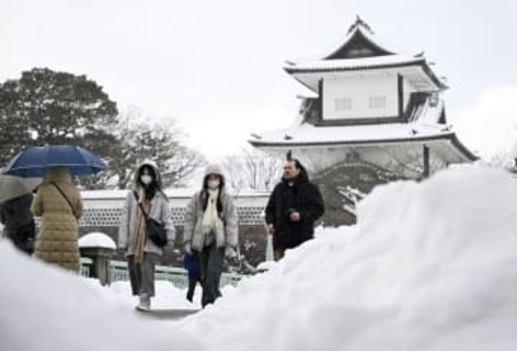 日本海側中心に大雪続く　強い冬型、25日にかけて