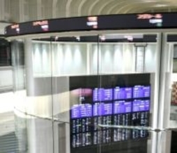 東証、午前終値5万2923円　利益確定売り、もみ合う展開