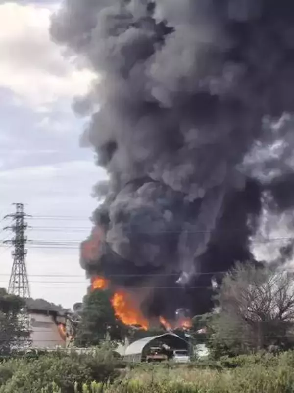 栃木で工場火災、全員無事　12日未明に出火