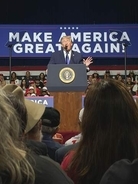 トランプ氏、対面集会を中止　最終盤で転換、共和党劣勢で焦り