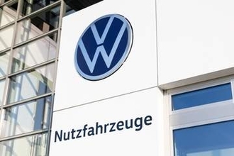 VWが10万人雇用削減か　ドイツの4工場閉鎖も、経済誌