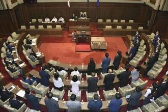 大阪府議会、定数6削減で73に　維新「日本一スリム」、来春適用