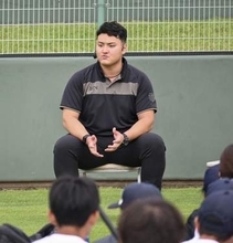 佐々木麟太郎、花巻市で交流　米ドラフトに向け「複雑」