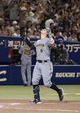 「中2―5神（14日）　佐藤がソロに20号3ラン」の画像1