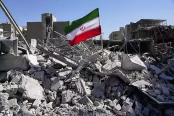 イスラエルが大規模攻撃　イラン指導者選出を妨害か