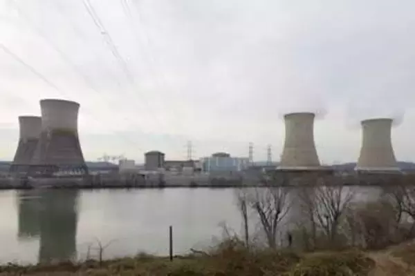 米原発20基、80年運転可能に　新設巨額で“復活”も