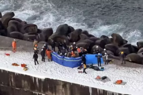 乗組員1人発見、心肺停止　北海道の漁船遭難事故