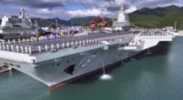 中国、3隻目の空母「福建」就役　習近平主席が式典出席