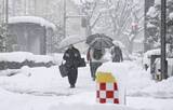 「石川、鳥取で「顕著な大雪」　日本海側を中心、交通影響も」の画像1