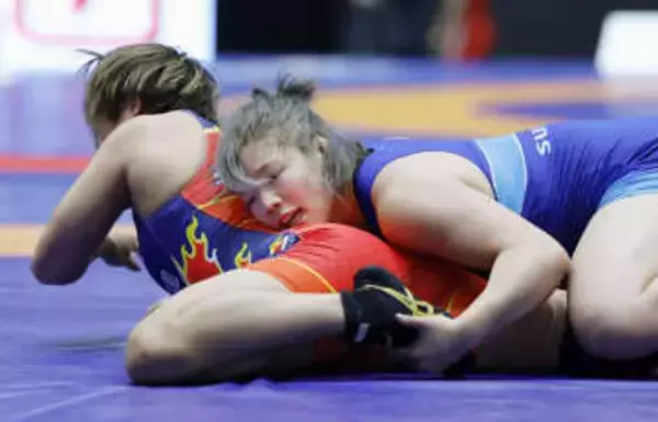鏡優翔、五輪後初実戦で決勝へ　レスリング全日本選手権