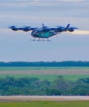 「空飛ぶ車」ブラジルも参入　27年の商用化目指し試験飛行