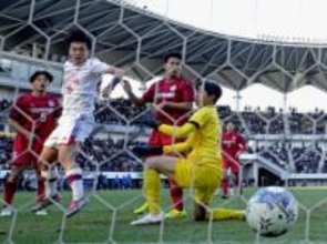 全国高校サッカー8強決まる　流通経大柏、神村、大津、興国…